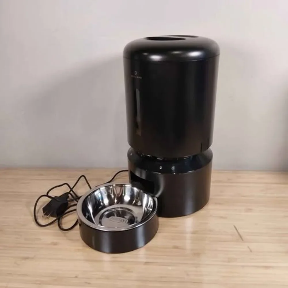FREE SHIP. Petlibro Granary Smart Camera feeder for cats and small pets